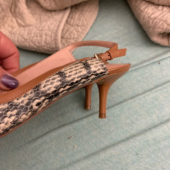 Womens shoes - Picture 6 of 11